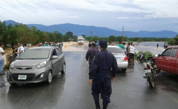 Tela está en alerta roja por fuertes lluvias&nbsp;&nbsp;
